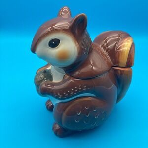 Better Homes & Gardens Heritage Collection Ceramic Squirrel Acorn Cookie Jar